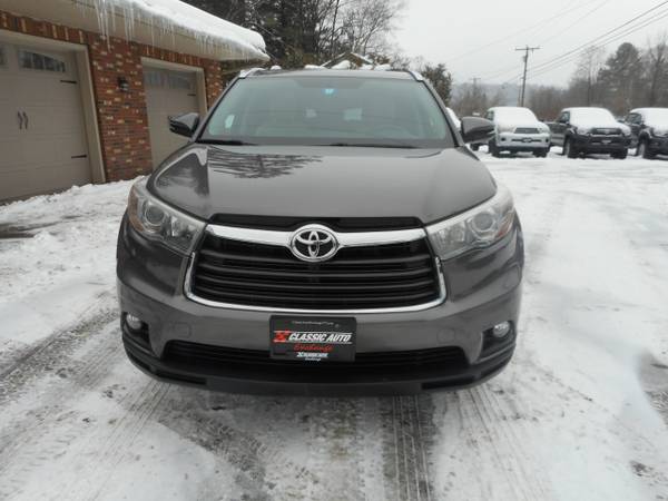 2015 Toyota Highlander XLE AWD V6/THIRD ROW SEATING for sale in Cass Lake, VT – photo 8