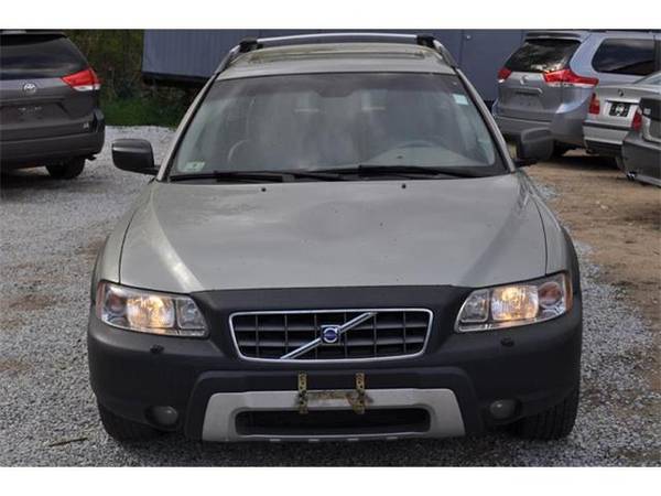 2005 Volvo XC70 wagon Base AWD 4dr Turbo Wagon (SILVER) for sale in Hooksett, MA – photo 2