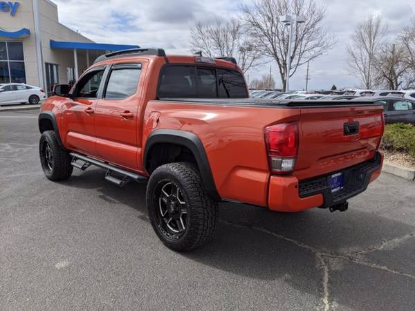 ? 2016 Toyota Tacoma TRD Off Road ? - - by dealer for sale in Greeley, CO – photo 7
