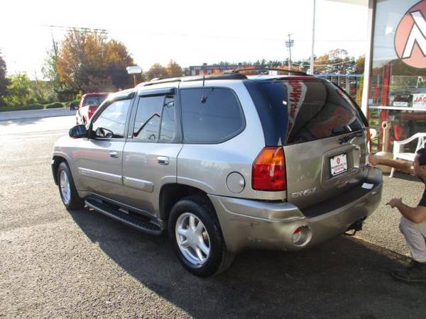 2002 GMC Envoy 4dr 4WD SLT - cars & trucks - by dealer - vehicle... for sale in south amboy, VA – photo 3