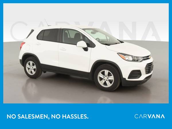 2019 Chevy Chevrolet Trax LS Sport Utility 4D hatchback White for sale in Hugo, MN – photo 8
