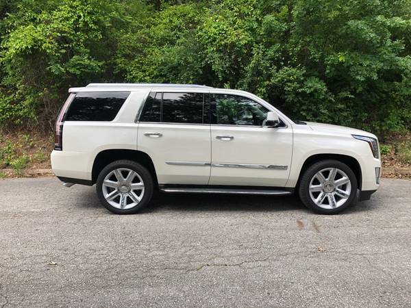 2015 Caddy Cadillac Escalade Luxury 4WD suv Pearl White for sale in Fayetteville, AR – photo 7