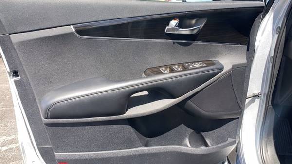 2019 Kia Sorento EX V6 hatchback Sparkling Silver for sale in Carson City, NV – photo 20
