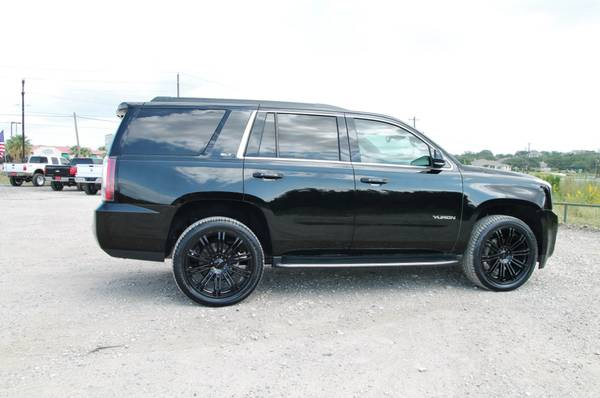 2017 GMC YUKON SLT 4X4 - LOADED - 22s - BLK ON BLK - NAV - LOW... for sale in Liberty Hill, IA – photo 12