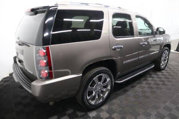 2012 GMC Yukon Hybrid Denali 4WD - - by dealer for sale in CHANTILLY, District Of Columbia – photo 3
