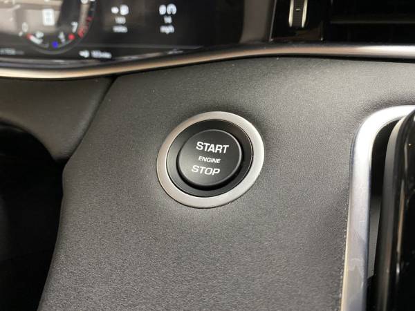2020 Land Rover Range Rover Evoque SE Panoramic Roof & Heated Seats... for sale in Portland, OR – photo 15