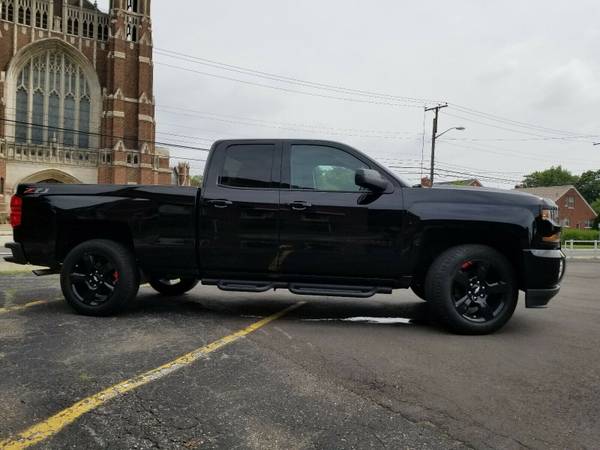 2018 Chevrolet Silverado for sale in Dayton, OH – photo 2