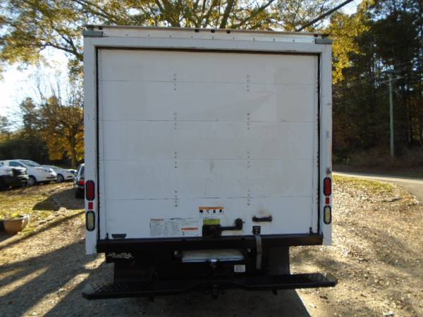 2012 Ford E350 Cube/Cutaway/Box Van - cars & trucks - by dealer -... for sale in Cumming, GA 30040, GA – photo 9