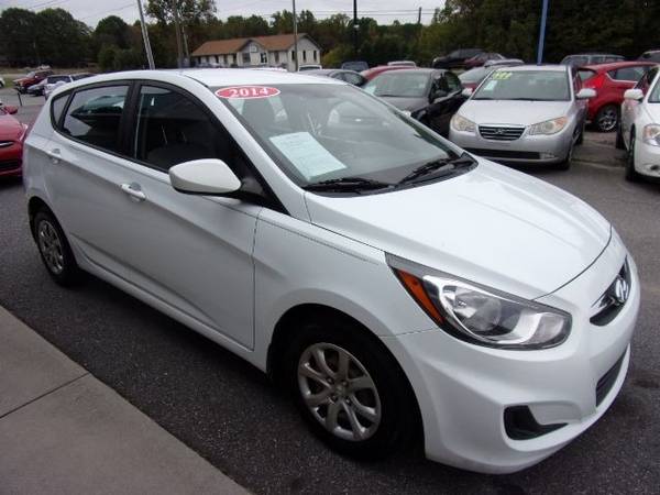 2014 Hyundai Accent GS 5-Door - Down Payments As Low As $500 - cars... for sale in Lincolnton, NC – photo 4
