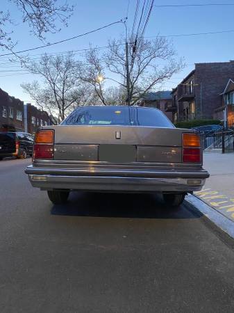 1987 Oldsmobile Delta 88 Royale Brougham for sale in Brooklyn, NY – photo 9