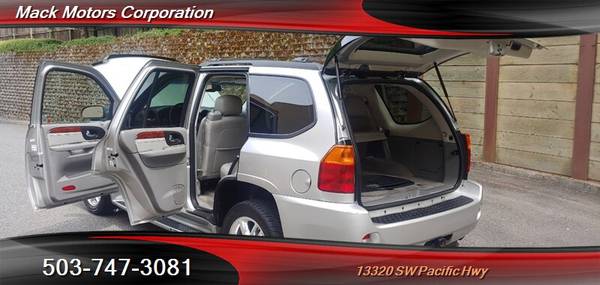 2007 GMC Envoy Denali Leather Moon Roof Tow PKG 4WD 19MPG - cars & for sale in Tigard, OR – photo 22