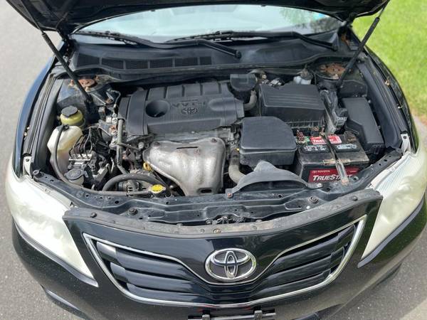 2011 Toyota Camry for sale in West Hartford, CT – photo 11