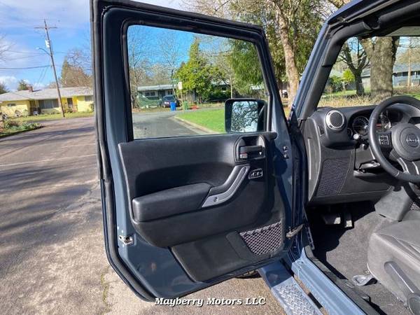 2017 Jeep WRANGLER UNLIMI SAHARA - - by dealer for sale in Eugene, OR – photo 9