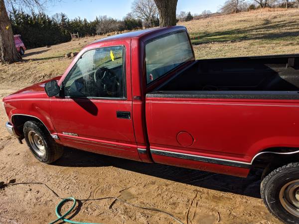 1990 GMC Truck with topper for sale - cars & trucks - by owner -... for sale in Inman, KS – photo 3