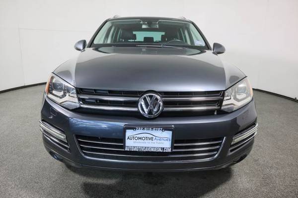 2014 Volkswagen Touareg, Dark Flint Metallic - cars & trucks - by... for sale in Wall, NJ – photo 8