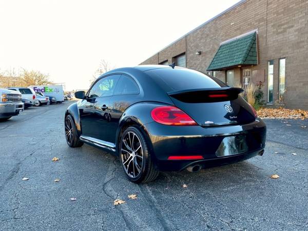 2012 Volkswagen BEETLE TURBO - cars & trucks - by dealer - vehicle... for sale in Carol Stream, IL – photo 8