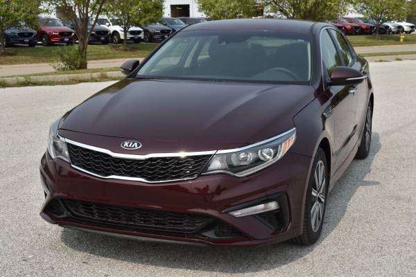 2019 Kia Optima LX ***11K MILES ONLY*** - cars & trucks - by dealer... for sale in Omaha, IA – photo 3