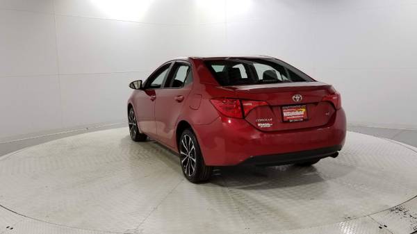 2018 Toyota Corolla SE CVT Barcelona Red Metal for sale in Jersey City, NJ – photo 3