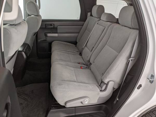 2016 Toyota Sequoia SR5 Clean CARFAX No Damage Lifted New Tires for sale in Denver , CO – photo 15