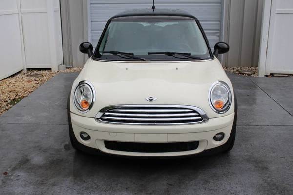 2010 MINI Cooper Hardtop 2 door Automatic 37 mpg - cars & trucks -... for sale in Knoxville, TN – photo 2