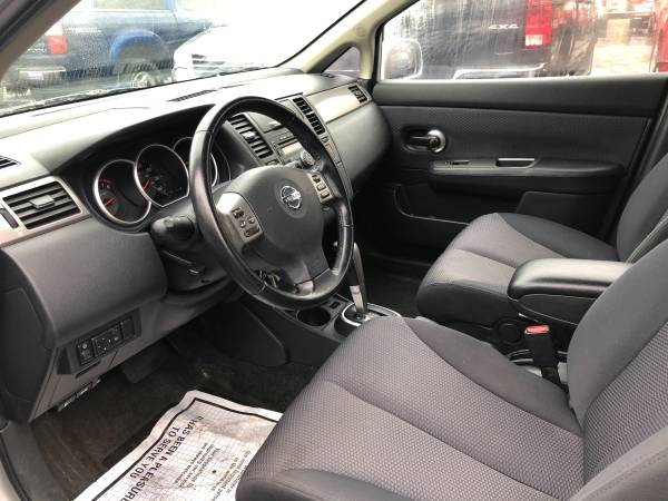2007 Nissan Versa SL 4D - cars & trucks - by dealer - vehicle... for sale in Rochester , NY – photo 8