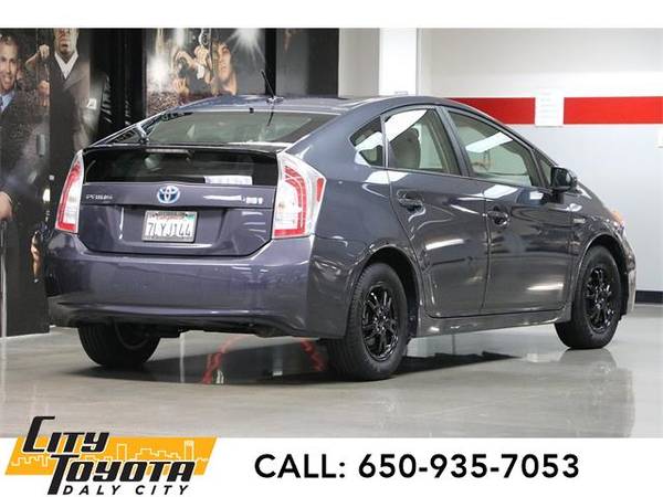 2015 Toyota Prius Hybrid Three - hatchback - - by for sale in Daly City, CA – photo 5