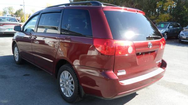 2008 TOYOTA SIENNA XLE AWD for sale in St. Albans, VT – photo 8