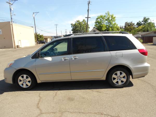 2005 toyota sienna le for sale in Fresno, CA – photo 5