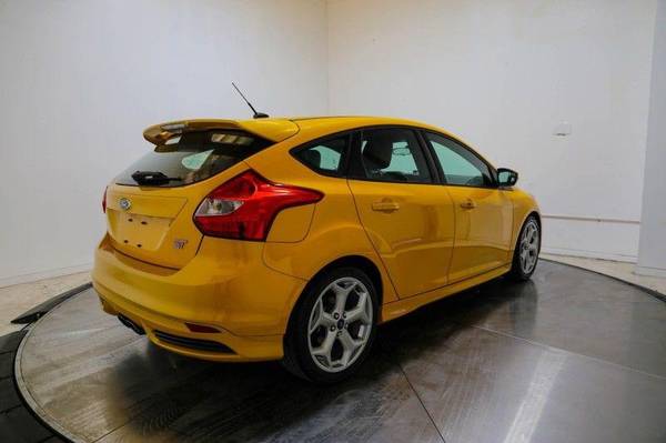 2013 Ford FOCUS ST COLD AC MANUAL YELLOW EXTRA CLEAN L K - cars & for sale in Sarasota, FL – photo 5