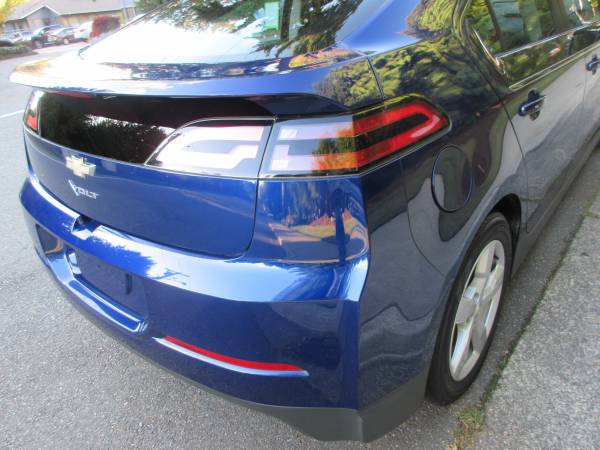 2013 CHEVROLET VOLT GAS/ELECTRIC*12558 ORIGINAL MILES* - cars &... for sale in Bellevue, WA – photo 18