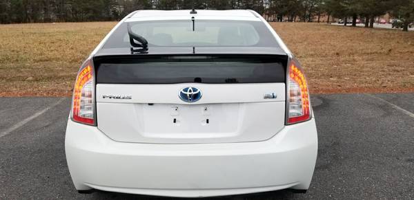 2013 Toyota Prius 3 White 1owner NewTires (Navi & Camera) We for sale in Fredericksburg, District Of Columbia – photo 9
