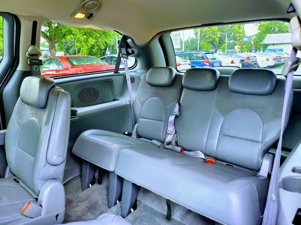 2005 Chrysler Town & Country Minivan, 1-Owner Low Mileage 98k Mint⭐... for sale in Winchester, VA – photo 20