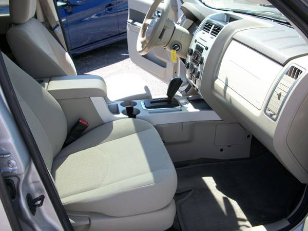 2010 MERCURY MARINER - - by dealer - vehicle for sale in Columbia, MO – photo 14