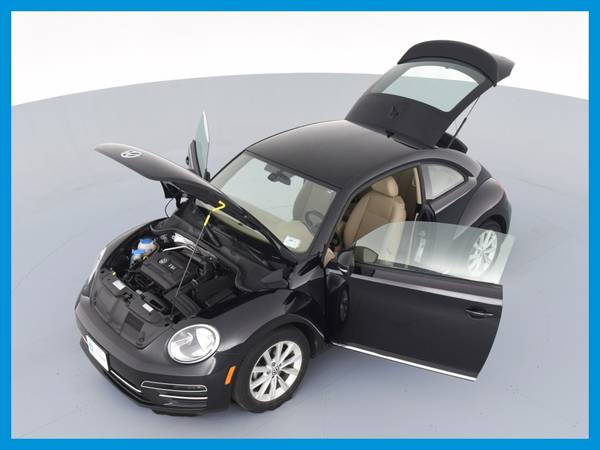 2017 VW Volkswagen Beetle 1 8T SE Hatchback 2D hatchback Black for sale in Washington, District Of Columbia – photo 15