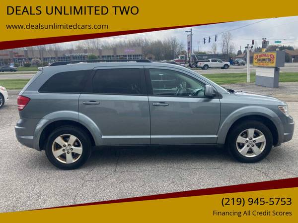 2010 Dodge Journey SXT - Heated Leather - Drives Amazing - cars & for sale in Merrillville, IL – photo 3