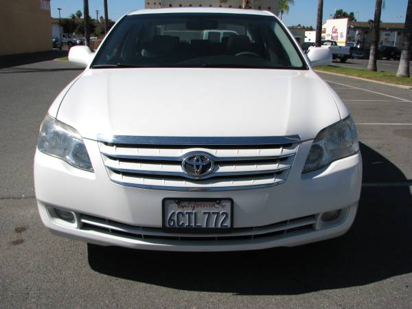 2005 Toyota Avalon XLS 4dr - - by dealer - vehicle for sale in El Cajon, CA – photo 10