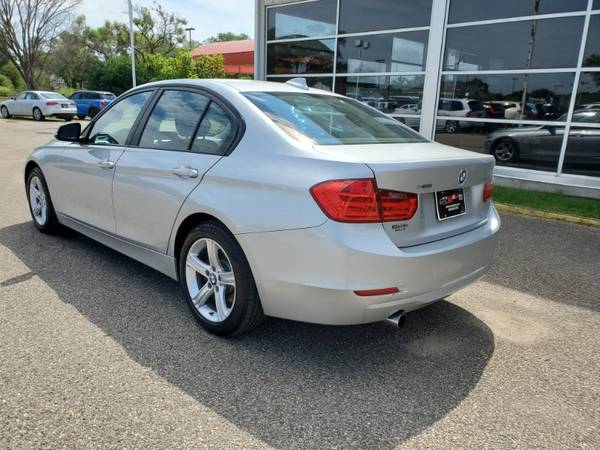 2013 BMW 3-Series 320i xDrive - - by dealer - vehicle for sale in Middleton, WI – photo 9