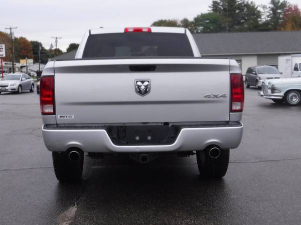 2013 RAM 1500 4WD Crew Cab 140.5 Express for sale in Auburn, ME – photo 4