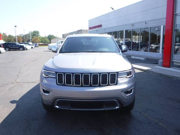 2019 JEEP GRAND CHEROKEE LIMITED**LIKE NEW** SUPER LOW MILES**FINANCIN for sale in redford, MI – photo 2