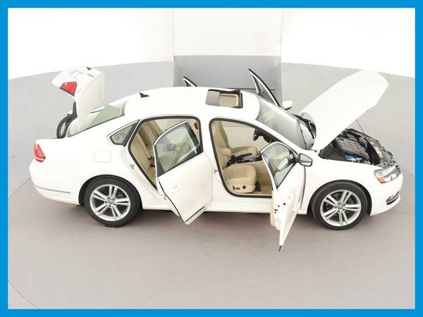 2013 VW Volkswagen Passat TDI SEL Premium Sedan 4D sedan White for sale in Luke Air Force Base, AZ – photo 20