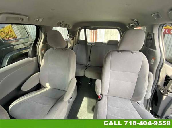 2019 Toyota Sienna L 7-Passenger Wagon - - by dealer for sale in elmhurst, NY – photo 13