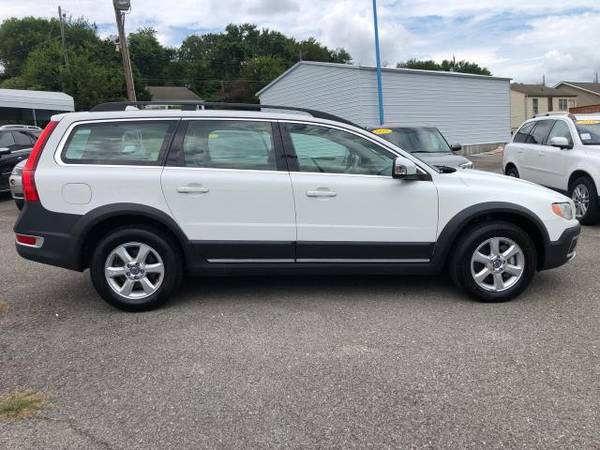 2011 Volvo XC70 4dr Wgn 3.2L - cars & trucks - by dealer - vehicle... for sale in Knoxville, TN – photo 8