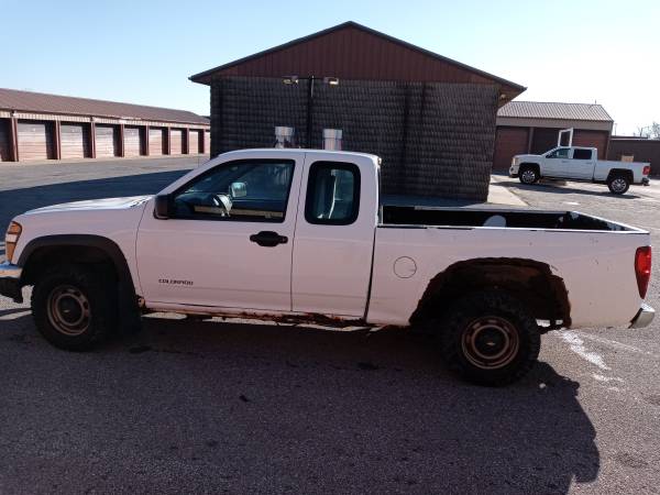 2005 Chevy Colorado 4x4 $2500 OBO - cars & trucks - by owner -... for sale in Huxley, IA – photo 4