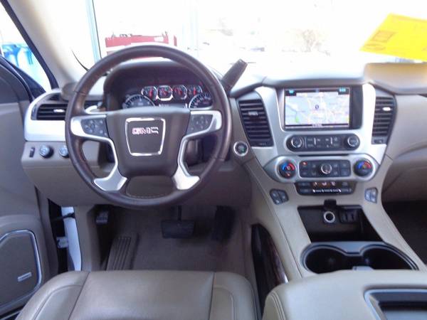 2020 GMC Yukon XL SLT - - by dealer - vehicle for sale in Rockville, District Of Columbia – photo 17
