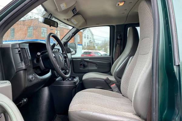 2014 Chevy Express 3500 Passenger Van! V8 AUTO - - by for sale in Pittsfield, MA – photo 15