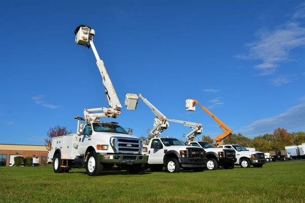 Ford Bucket Truck Liquidation Sale (NON-CDL AVAILABLE!) - cars &... for sale in Crystal Lake, IN – photo 4