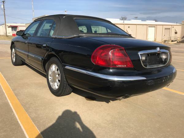 2002 LINCOLN CONTINENTAL*CARFAX CERTIFIED*NO ACCIDNET*RUNS AND... for sale in Tulsa, OK – photo 4