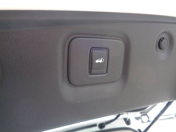 2014 Nissan Pathfinder 4x4 Platinum 7-Passenger Leather Roof Nav for sale in Hampton Falls, MA – photo 13