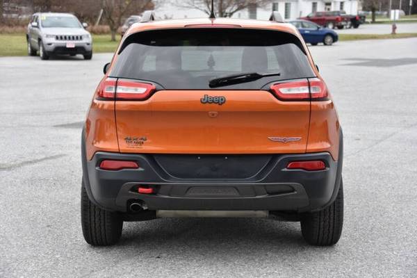2016 JEEP CHEROKEE Trailhawk 4x4 4dr SUV! Awesome Condition!... for sale in FAIR HAVEN, VT – photo 2