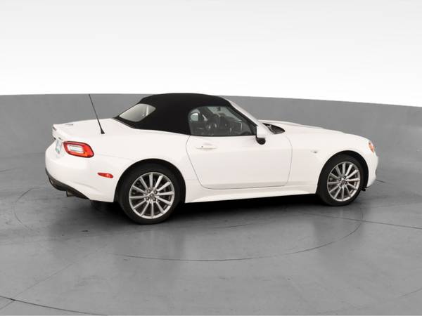 2017 FIAT 124 Spider Classica Convertible 2D Convertible White - -... for sale in Arlington, District Of Columbia – photo 12